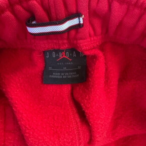 Jordan Men's Red Essentials Fleece Jogger Sweatpants Size Medium - Picture 9 of 9
